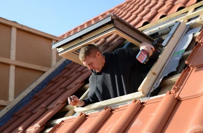 Pose de fenêtres de toit Velux à Joucou